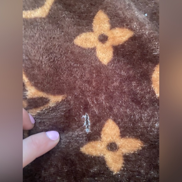 Monogram fuzzy zip up - Picture 7 of 8